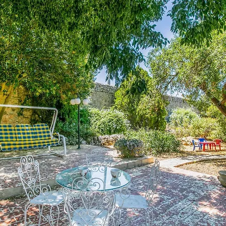 Stunning In With Kitchen Tatil Evi *