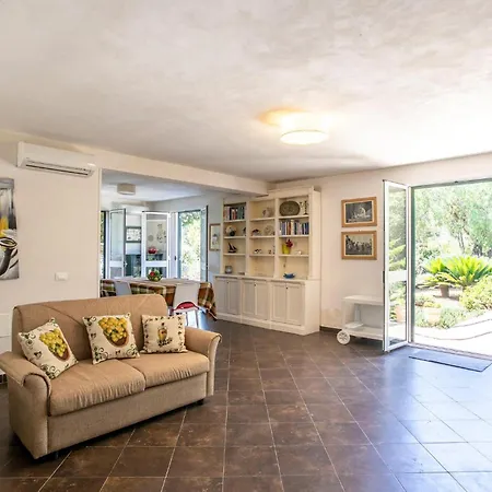 בית נופש Stunning In With Kitchen *
